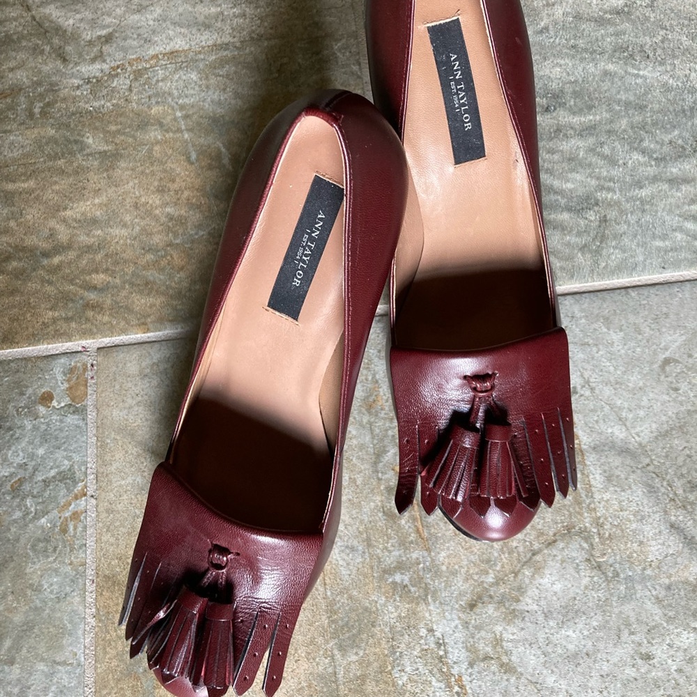 Ann Taylor heels